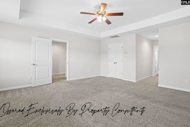 Building Photo - 13 Spinney Ct