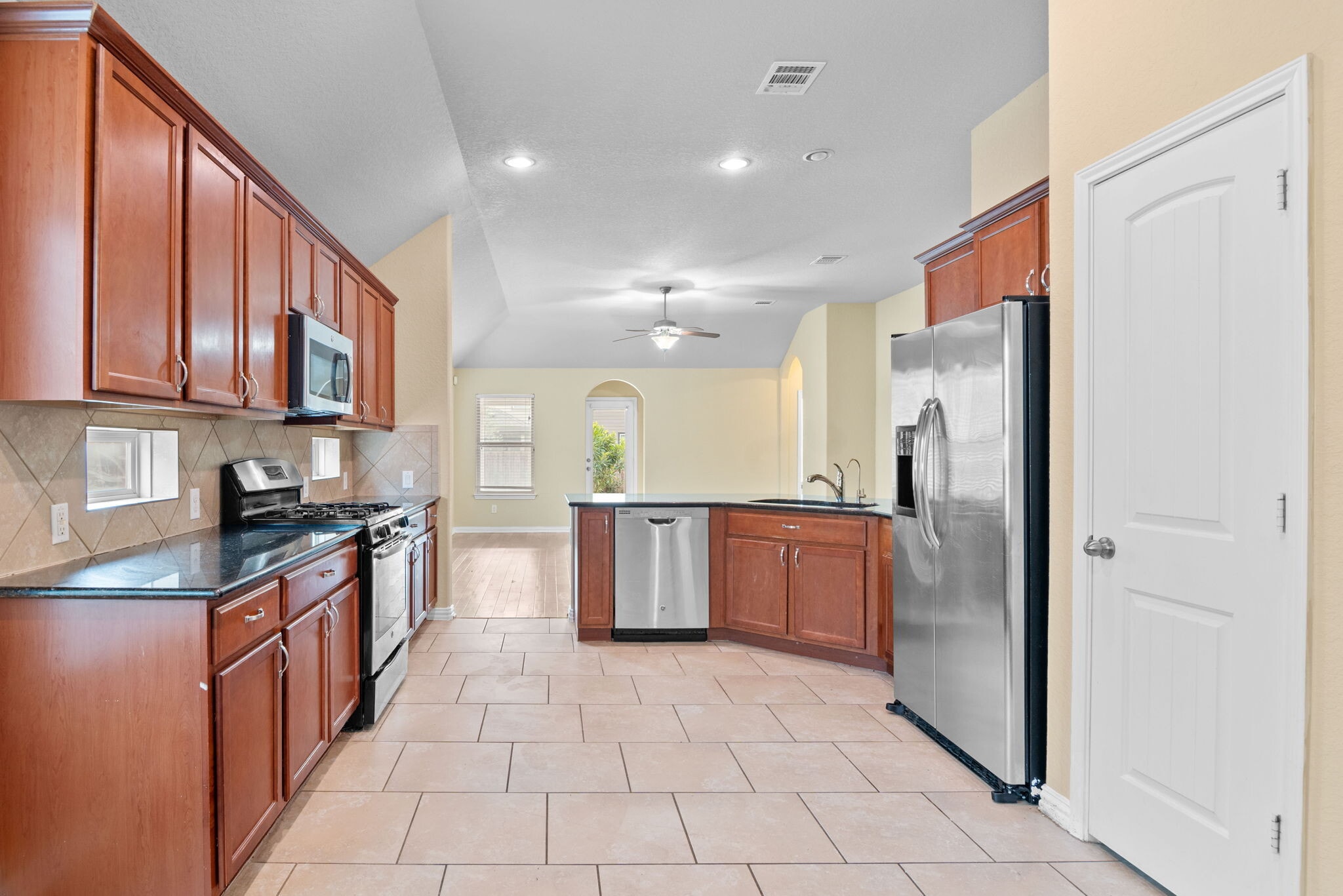 Building Photo - 14528 Prairie Pass