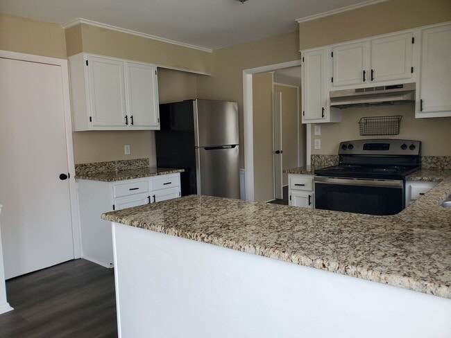 Building Photo - 1960 Windlock Dr