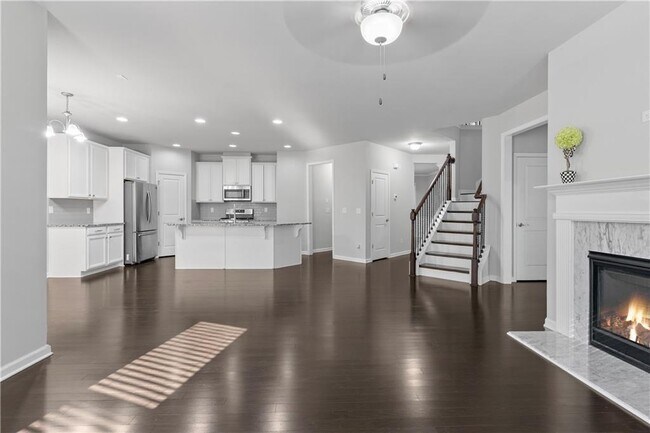 Building Photo - 1838 Lakeview Bend Way