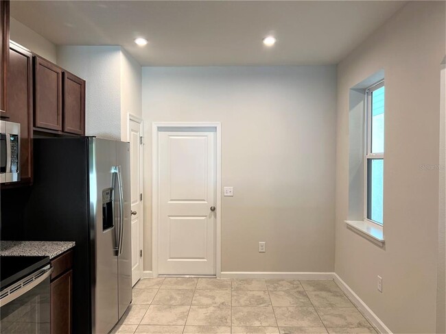 Building Photo - 2126 Laceflower Dr