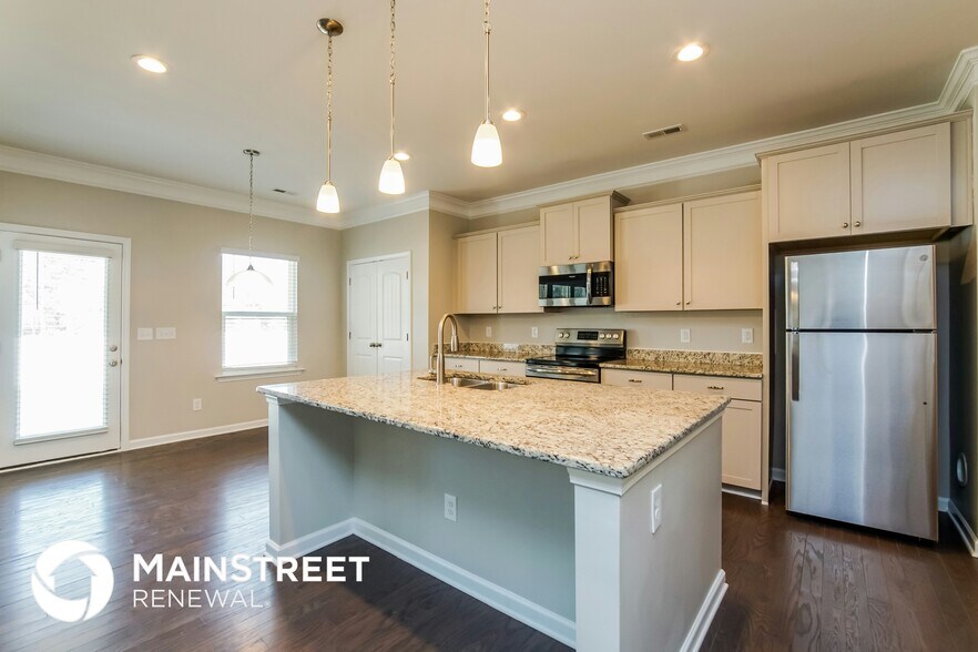 Building Photo - 39 Sedge Wren Ct