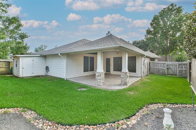 Building Photo - 20942 Wind Field Ln