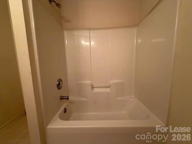 Building Photo - 6007 Cougar Ln