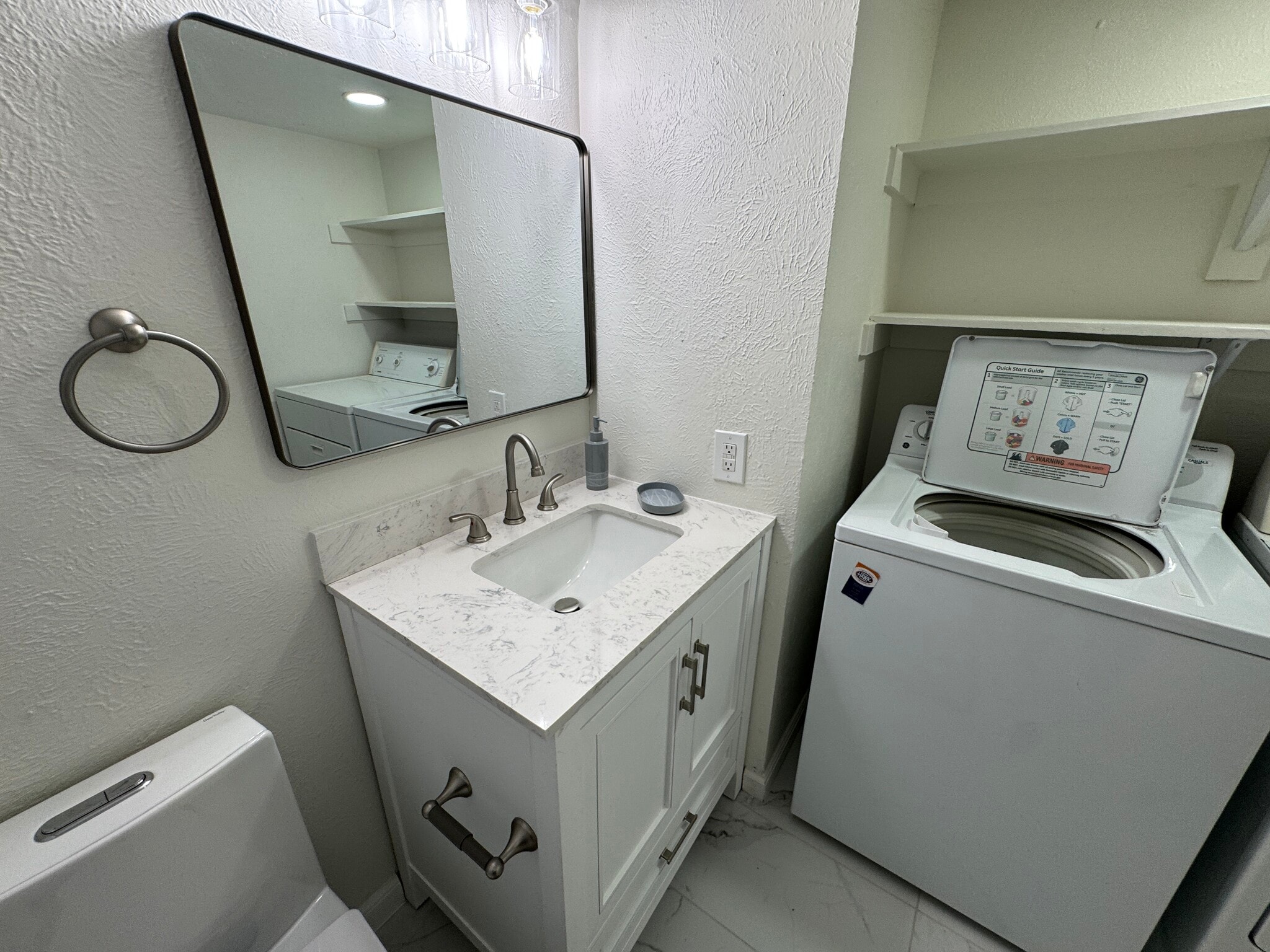 Building Photo - 4757 China Rose Dr