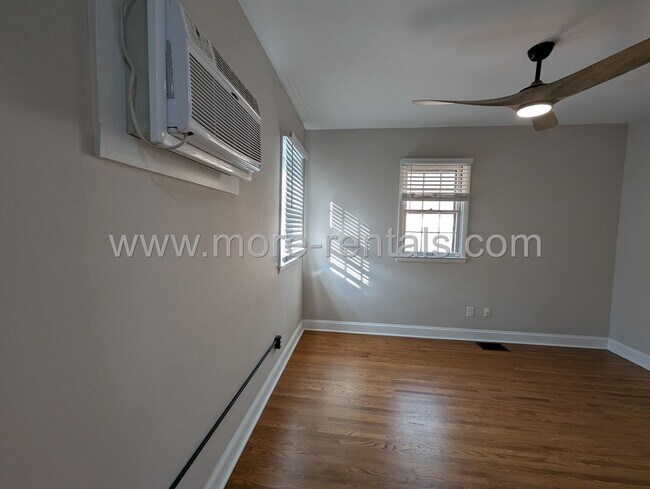 Building Photo - 79 W Fifth Ave