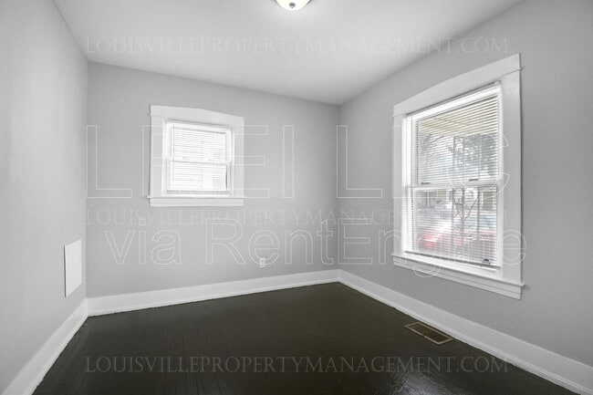 Building Photo - 639 Merwin Ave