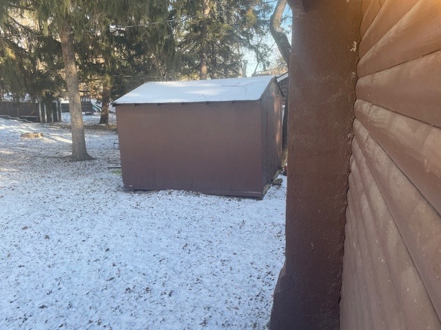 Building Photo - 27720 W Rowe Ave