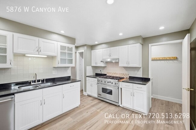 Building Photo - 5876 W Canyon Ave