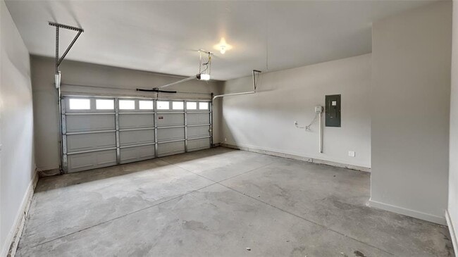Building Photo - 17860 Lantana Loop
