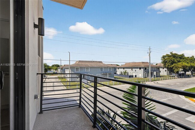 Building Photo - 13835 SW 261st Terrace