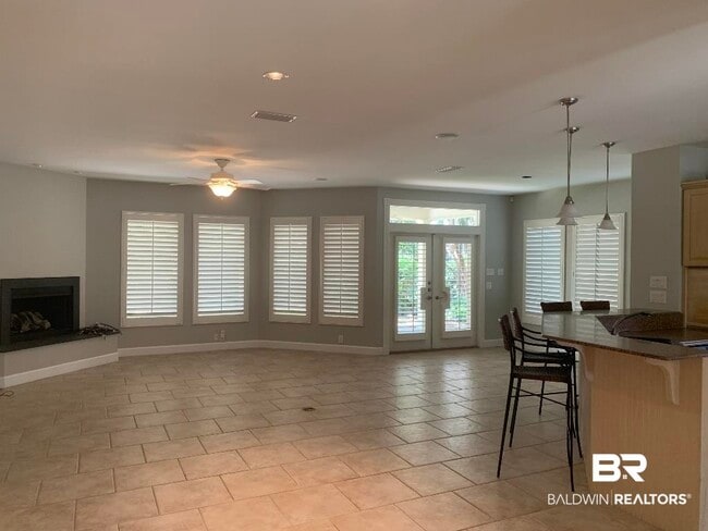 Building Photo - 30793 Pine Ct