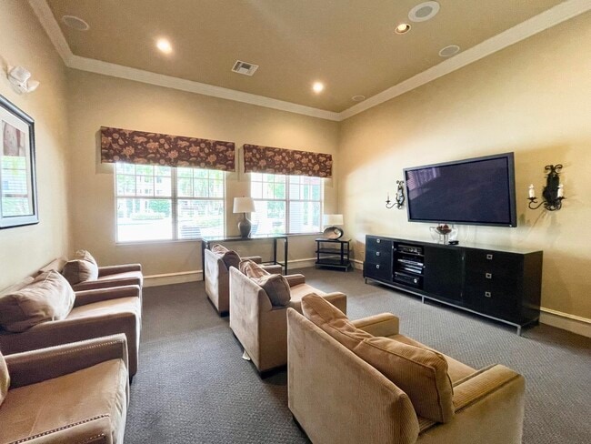 Building Photo - 6533 Emerald Dunes Dr