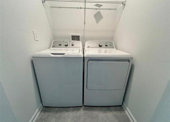 Building Photo - 3019 Chantilly Dr