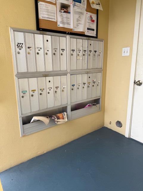 Building Photo - 271 Chatham N