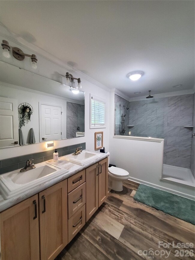 Building Photo - 118 Vly Spgs Dr