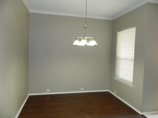 Building Photo - 1132 Honeywell Dr