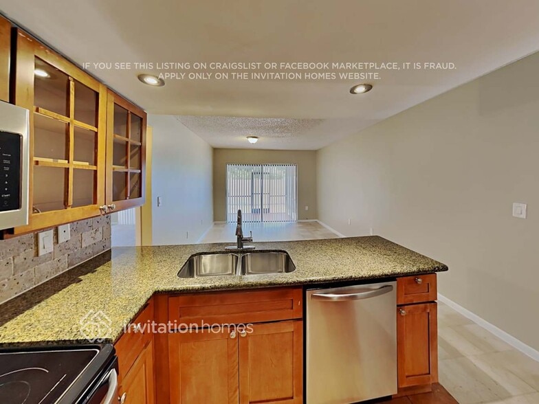 Building Photo - 8662 SW 154th Cir Pl