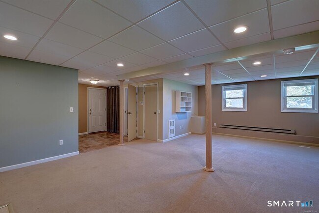 Building Photo - 115 Heywood Dr