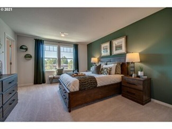 Building Photo - 3 Bed 2.5 Bath Home in Vancouver! Stainles...