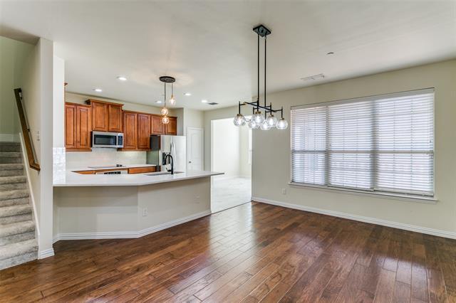 Building Photo - 2594 Jacobson Dr