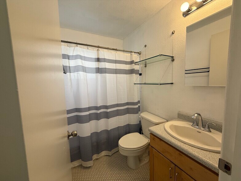 Building Photo - 3069 Tejon St