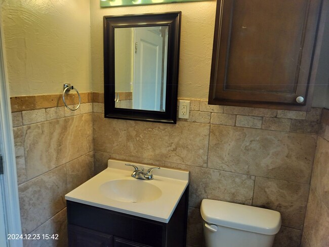 Building Photo - 1 bedroom apartment in Edmond, OK with cen...