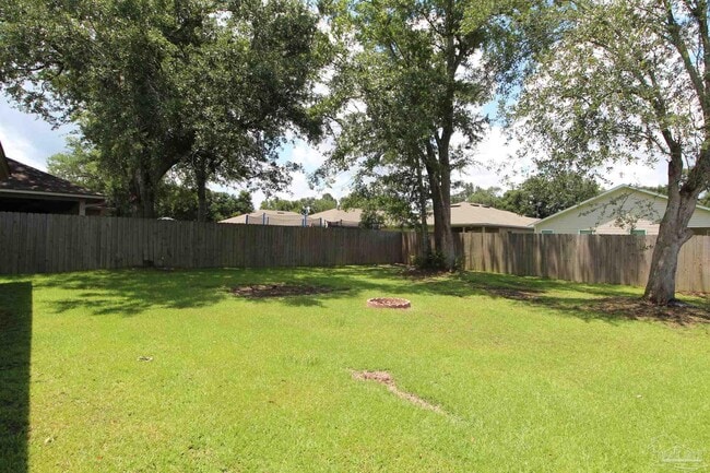 Building Photo - 718 Forgotten Creek Ln