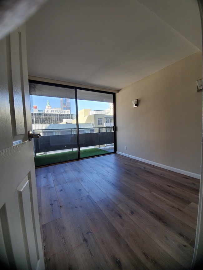 Additional Room - 801 Franklin St