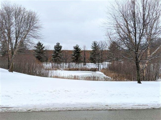 Building Photo - 4737 S Hunter Ln