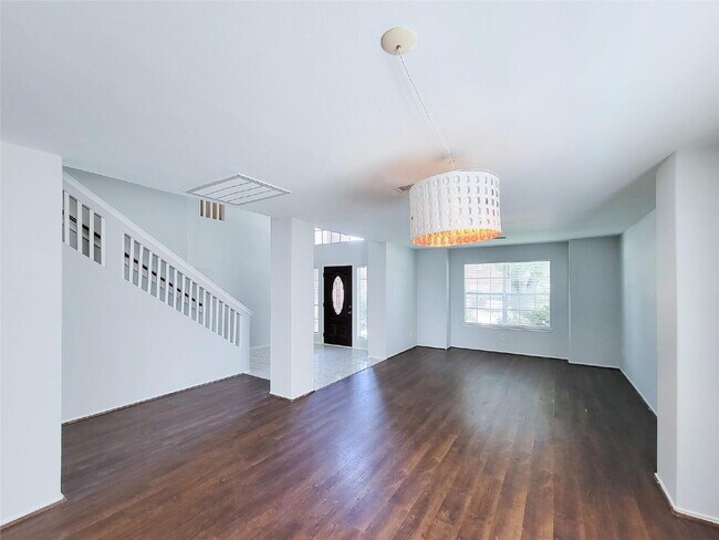 Building Photo - 6 Bedroom Home for Rent in Katy TX 77449 | Westfield | 3.5 Baths | 2-Car Garage