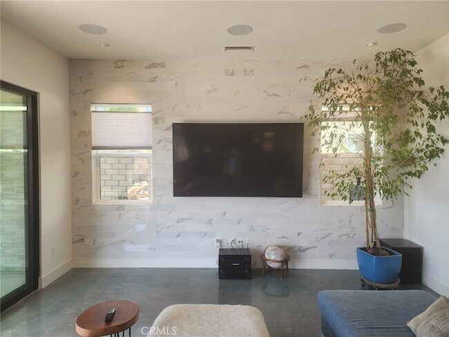Building Photo - 19018 Martino Ct