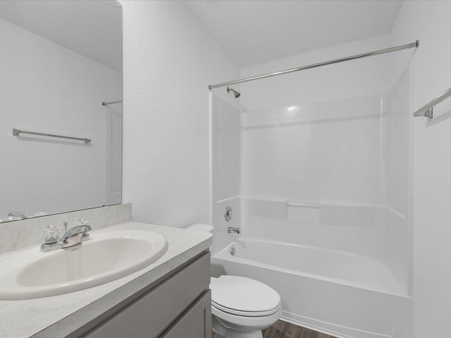 Building Photo - 1202 Silver Fir Ct