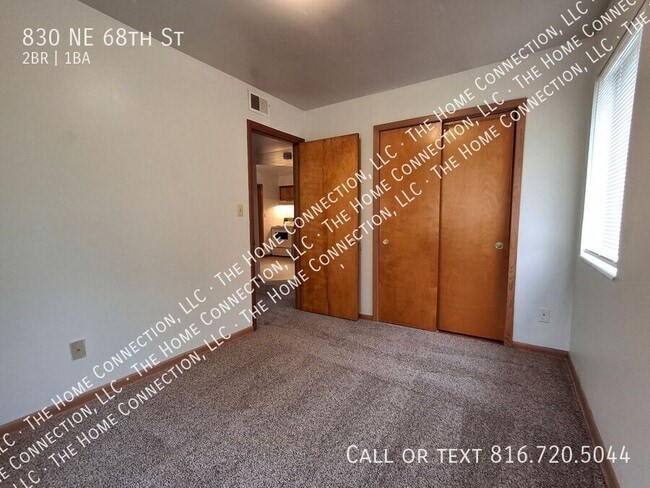Building Photo - 830 NE 68th St