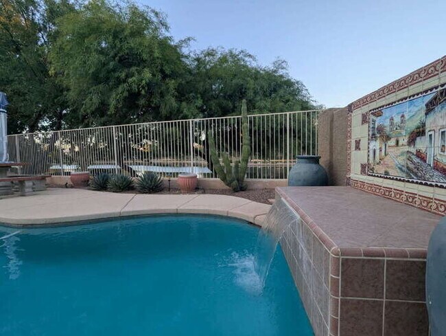 Building Photo - Rancho Sahuarita with Pool/Spa with Lake views
