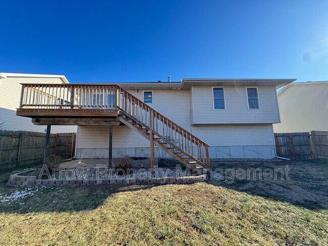 Building Photo - 7355 S 20th St