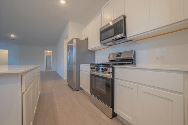 Building Photo - 107 Miglia St