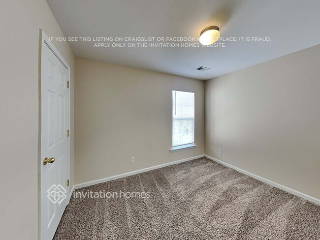 Building Photo - 3009 Azalea Hills Dr