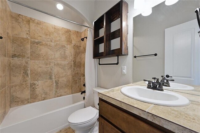 Building Photo - 119 Legends of Hutto Tr