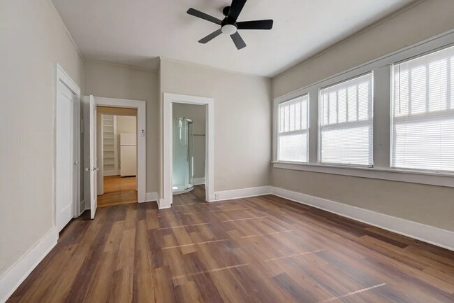 Building Photo - Renovated 4-plex in Paseo with modern 1-be...