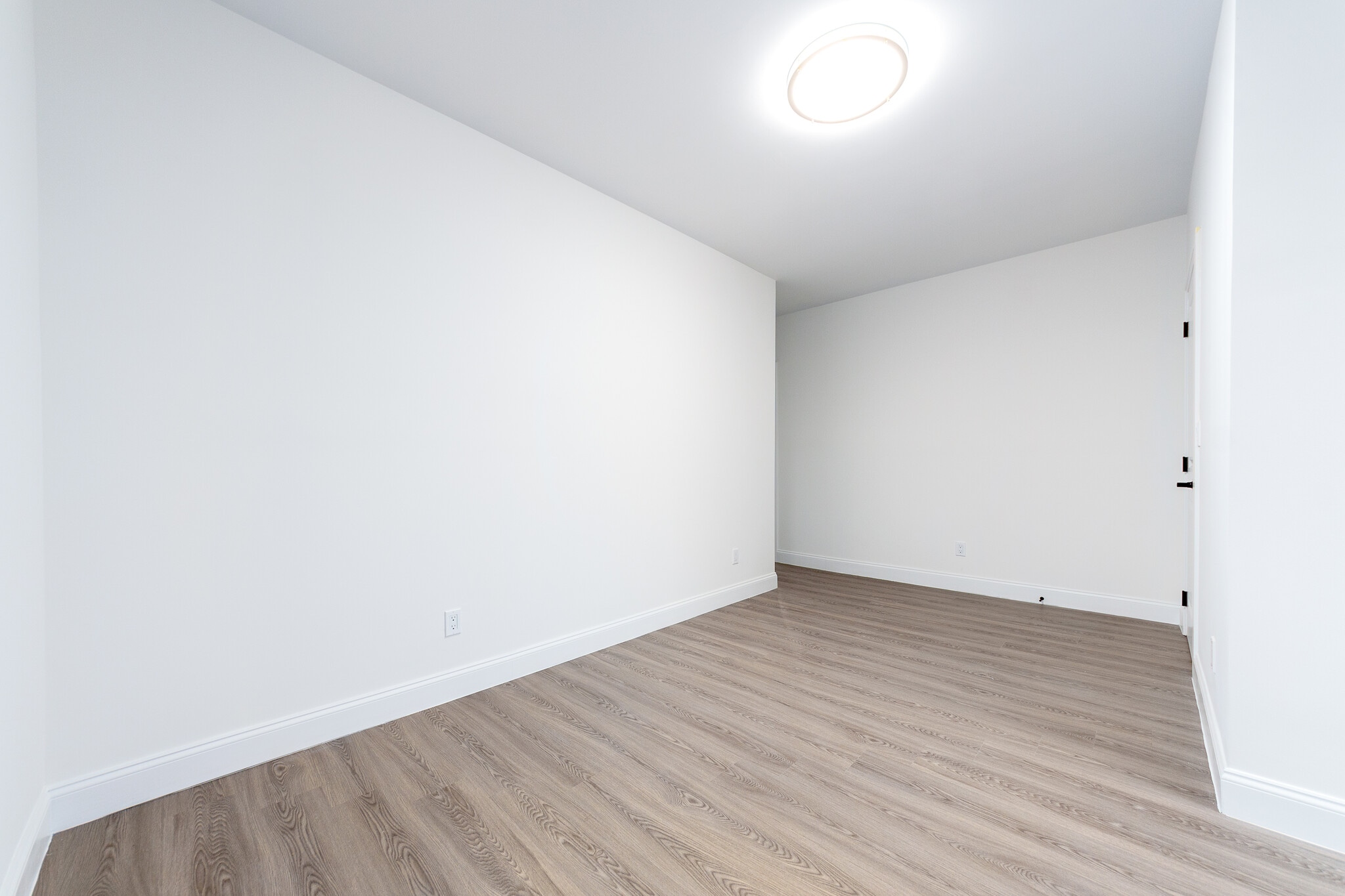 Building Photo - 222 Primrose Ave