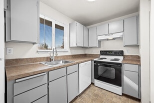 Building Photo - The Ferns Apartments