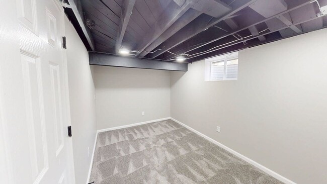 Building Photo - 769 Kettering Rd