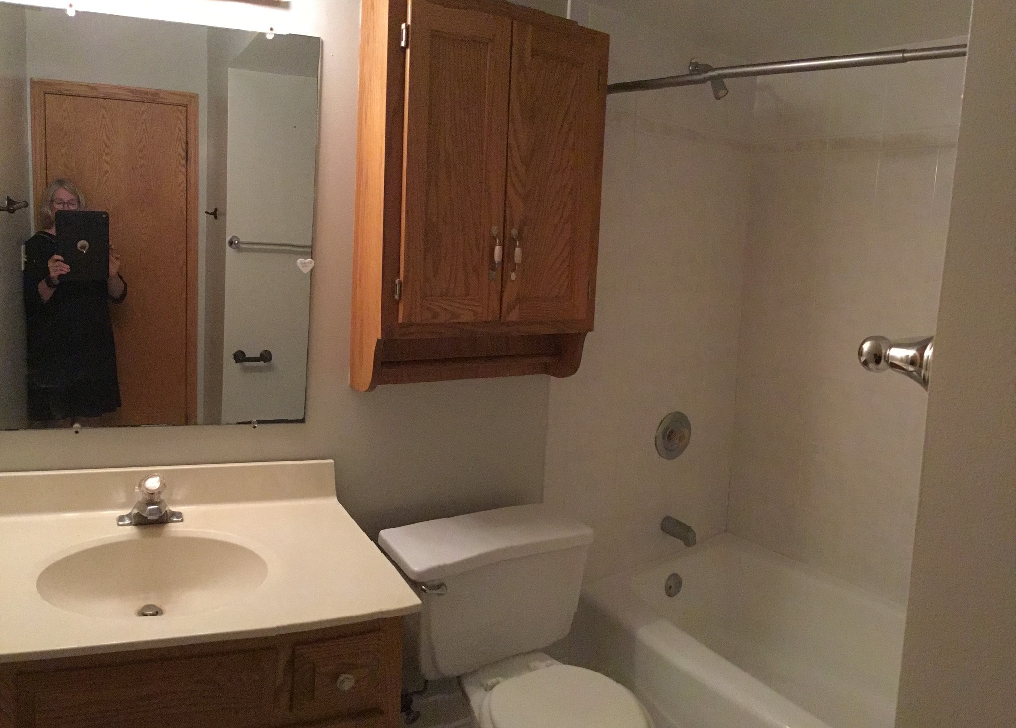 Bathroom off hallway - 3121 S Harlem Ave
