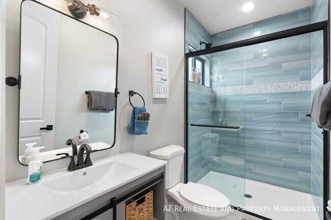 Building Photo - 3113 N 56th St