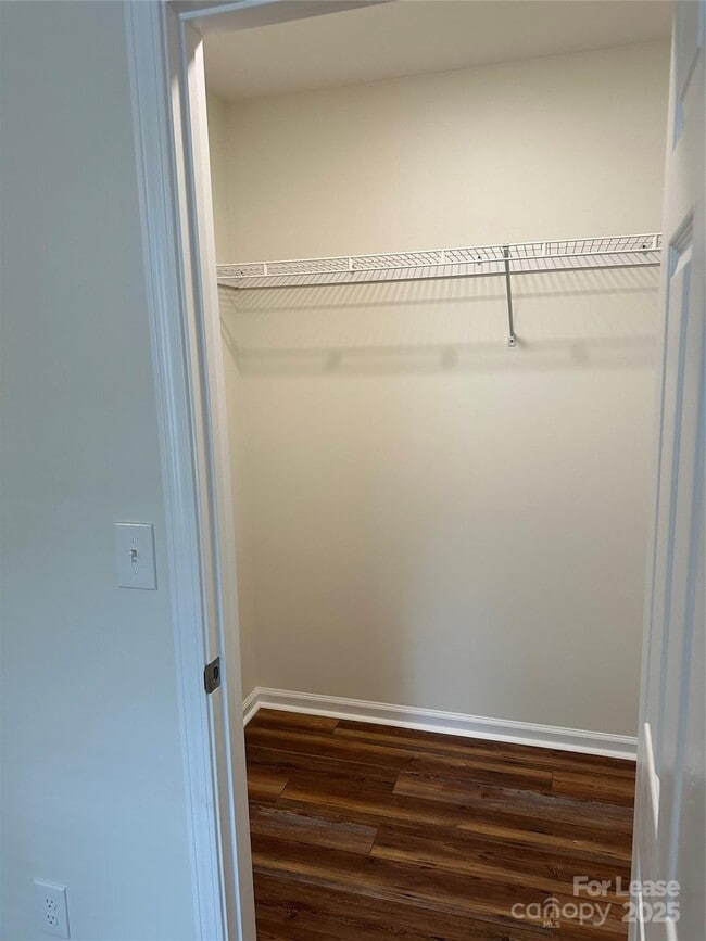 Building Photo - 317 W Newton St