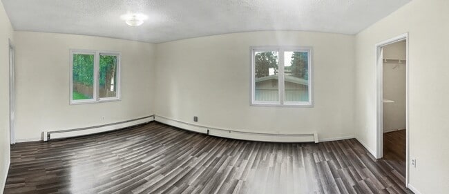 Building Photo - 9324 Kavik St