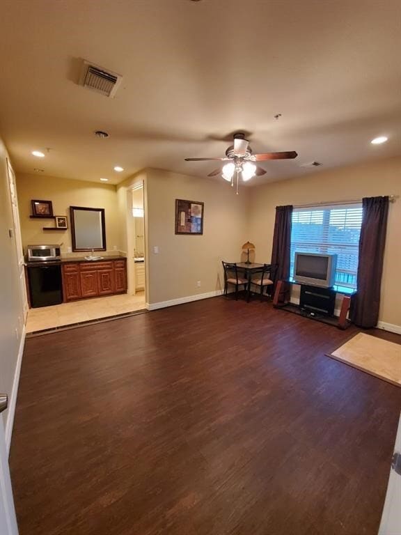 Building Photo - 7039 Kingston Cove Ln