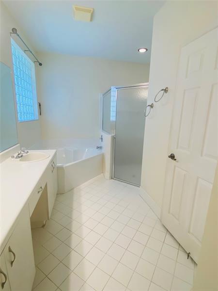 Building Photo - 3608 Dunes Vista Dr