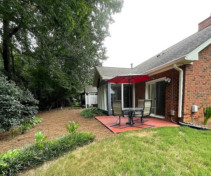 Building Photo - 3688 Blackshear Ct